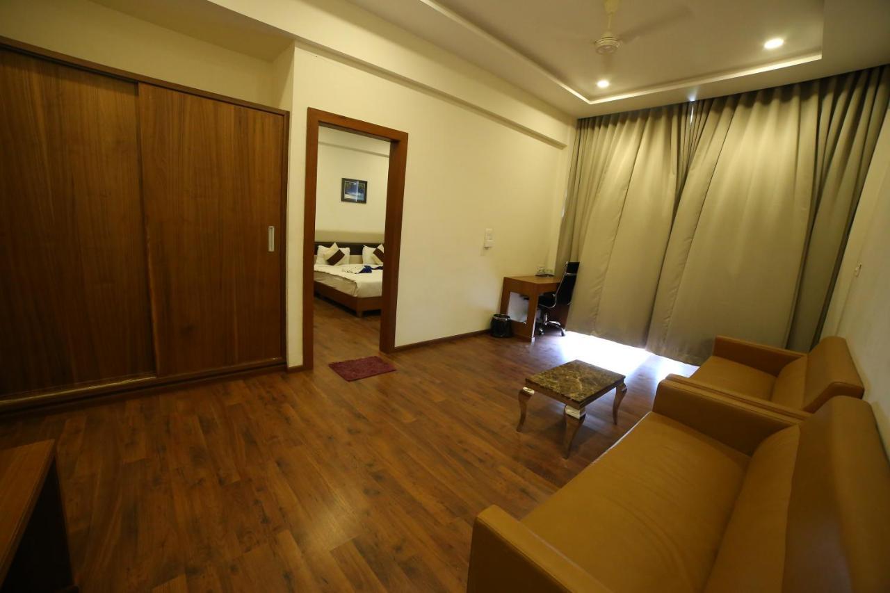 Hotel Anantaragreens Disa Kültér fotó